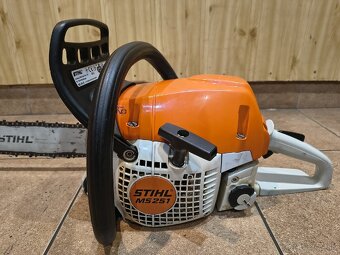 Stihl MS 251 - 2