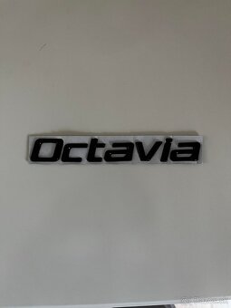Škoda octavia 2 nápis chrómový a čierny lesklý - 2