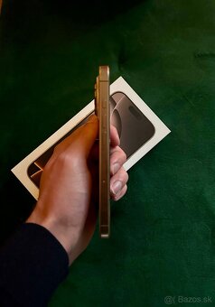 iPhone 16 Pro 128GB Desert Titanium - 2