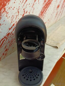 Kapsulovy kávovar Bosch Tassimo tas162E - 2