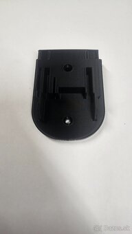 Držiak na stenu pre Makita 18V stroje - 2