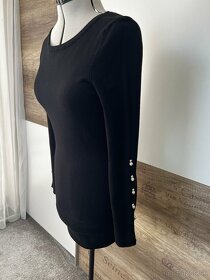 Úpletové šaty Orsay a topánky - 2