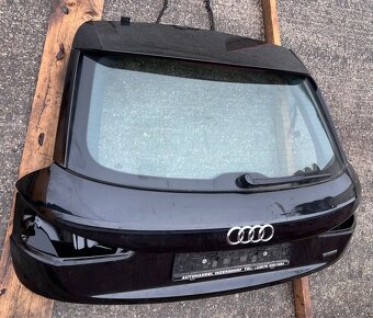 Audi Q3 zadný kufor - 2