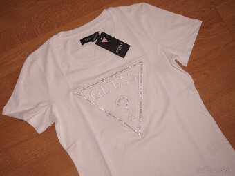 Guess dámske biele tričko - 2