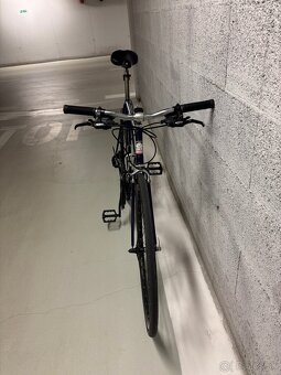 Commuter - 2
