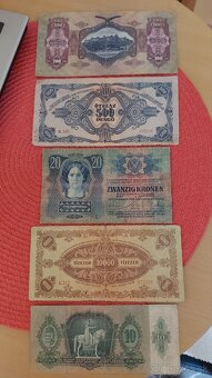 Staré bankovky. - 2