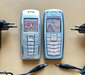 Nokia 3120 a Nokia 3100 - 2