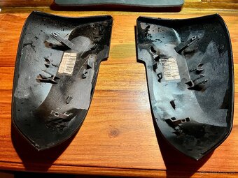 OEM KRYTKY SPÄTNÝCH ZRKADIEL BMW F20/30 - 2