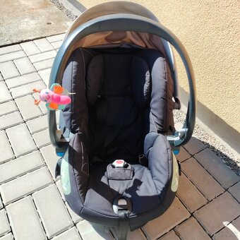 Autosedačka stokke - 2