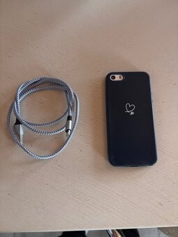 Apple SE 32 G - 2