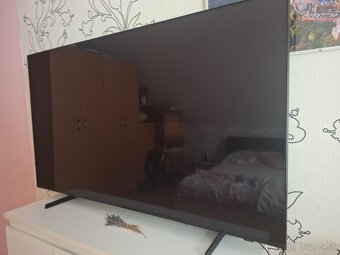 Predám skoro nový smart tv Samsung crystal UHD - 2