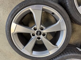 Audi A4 A5 S4 S5 245/35R19 - 2