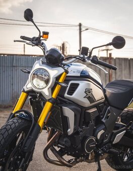 700CL-X HERITAGE - 2