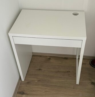 Písací stôl Micke (Ikea) - 2