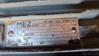 Motor na 380V ,3kW-2800 otáčok patkovy - 2