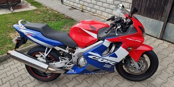 Predám motocykel HONDA CBR600F - 2