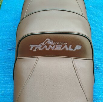 Sedlo Honda transalp 600 - 2