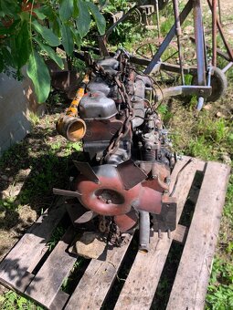 Motor zetor 7001 - 2