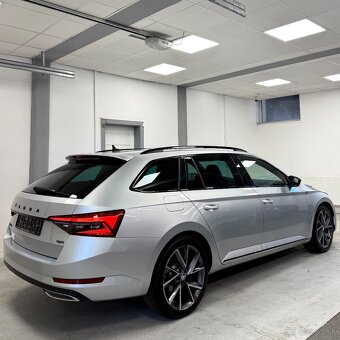 Skoda Superb Sportline 2.0TDI 147Kw 4x4 Black Packet/Matrix - 2