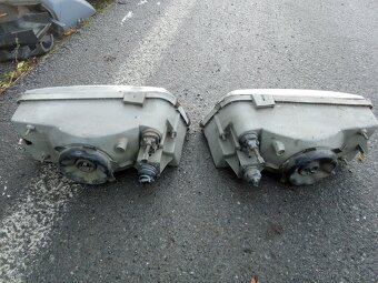 Predné svetlá dodávka Ľ-P - 2