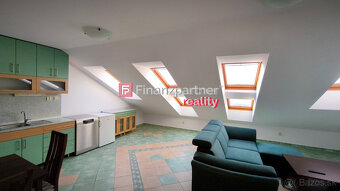 Exkluzívne na prenájom 2 izbový byt (apartmán) priamo v cent - 2