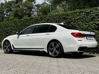 BMW 750Li Xdrive - 2