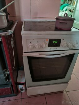 Predám ešte funkčný šporák - 2