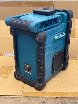 AKU rádio Makita - 2