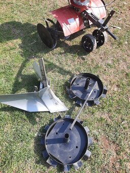 Predám rotavator quantum 60 ll - 2