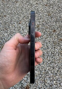 Iphone 14 pro - baterie 100% - 2