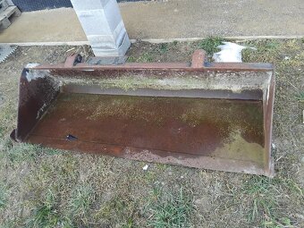 Predám lopatu UNC - 2