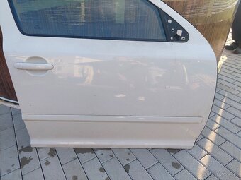 ŠKODA OCTAVIA 2 PREDNE DVERE - 2