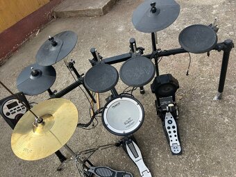 Roland dt11 - 2