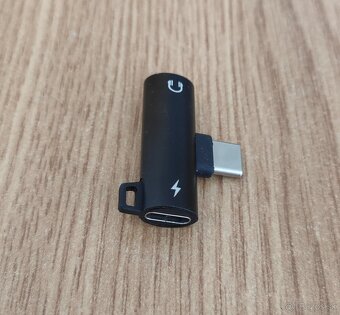 Predám rozdvojku USB C 2v1 - 2