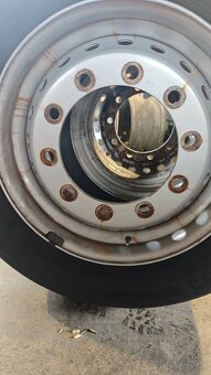 355/50 r22, 5 Continental - 2