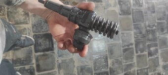 Vstreky 1.9 TDI 85 kw - 2