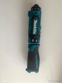 Makita aku skrutkovač - 2