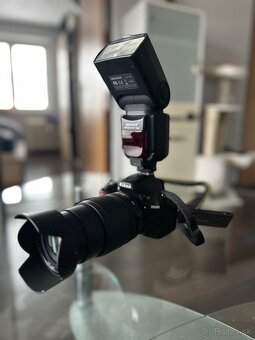 Nikon D5200 + celé profi príslušenstvo - 2