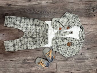Elegantny oblek, velkost 80 s topankami - 2