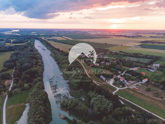 POSLEDNÝ POZEMOK Reality KOMPLEX s.r.o. Vám ponúka posledn - 2