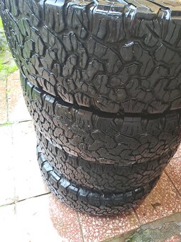 Bf-goodrich all terrain 265/65/R17 - 2