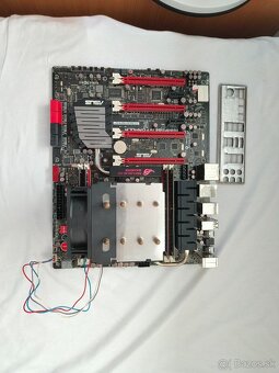 Predám E5 1650 V2 s ASUS ROG Rampage IV a 32Gb DDR3 RAM - 2