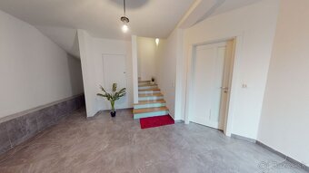Ponúkame na prenájom moderný 6 izbový dom v Rakúsku. - 2