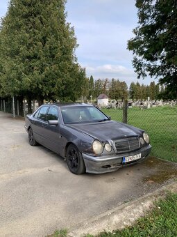 Mercedes W210 E230 – Drift ready, ideál na winterbeater - 2