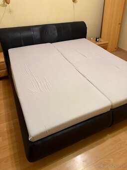 Polohovacia posteľ s úložným priestorom - 2