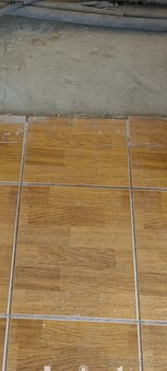 Kúpim takúto dlažbu 30x30 - 2