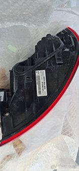 AUDI A4 B9 AVANT 8W9945069 zadne lave svetlo - 2