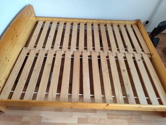 Manželská Posteľ 
 - 2