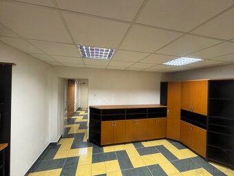 Prenájom kancelárie Kancelársky nábytok - 2