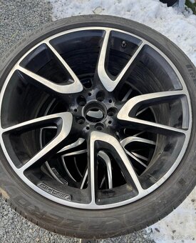 AMG Disky komplet sada Pirelli P Zero 285/35 R21 - 2